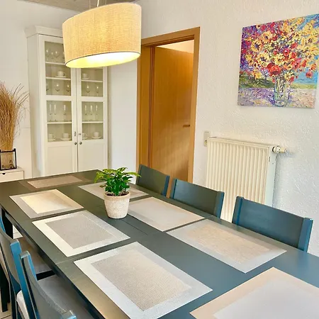 Ron Nyaraló